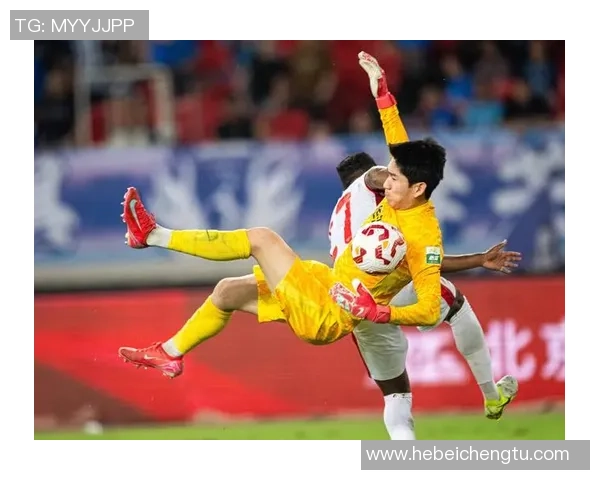 赛后分析:杭州足球队与武汉足球队球员个人能力对比与表现评估 赛后分析:杭州足球队与武汉足球队球员个人能力对比与表现评估