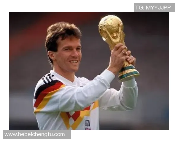 足球8号传奇球星揭秘他的辉煌成就与影响力