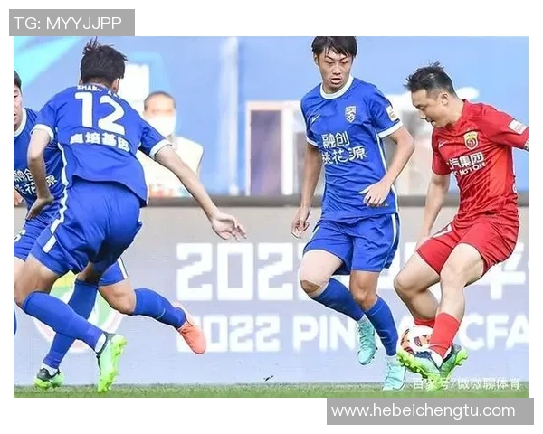 上海足球队强势领跑联赛积分榜98分展现冠军实力 上海足球队强势领跑联赛积分榜98分展现冠军实力