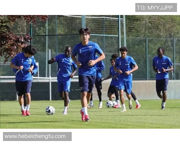 全球年轻足球新星崛起各国小将展现无限潜力与激情 全球年轻足球新星崛起各国小将展现无限潜力与激情