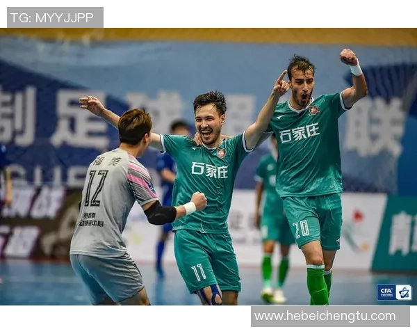 上海足球队强势领跑锦标赛积分榜积分达到80分展现冠军实力