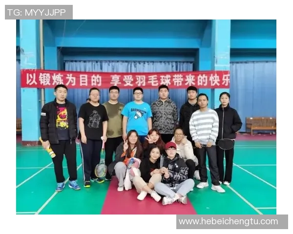 南京羽毛球队与广州羽毛球队赛后复盘速度对比分析与战术总结 南京羽毛球队与广州羽毛球队赛后复盘速度对比分析与战术总结